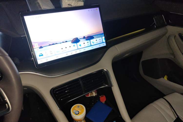 Used BYD Song PLUS New Energy 2025 EV 520km Premium Version Audio And AC Panel