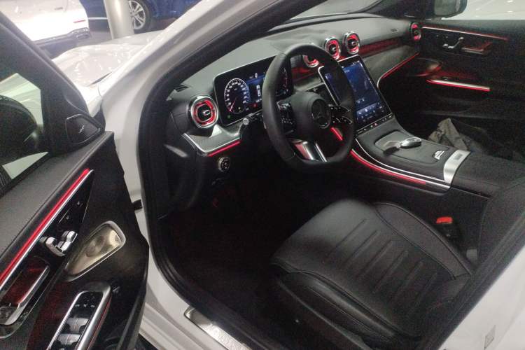 Used Mercedes-Benz C-Class 2024 Facelift C 260 L Night Edition Sport Version
