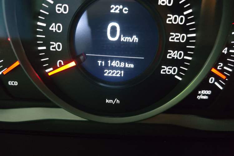 Used Volvo XC60 2017 T5 Smart Upgrade Edition
