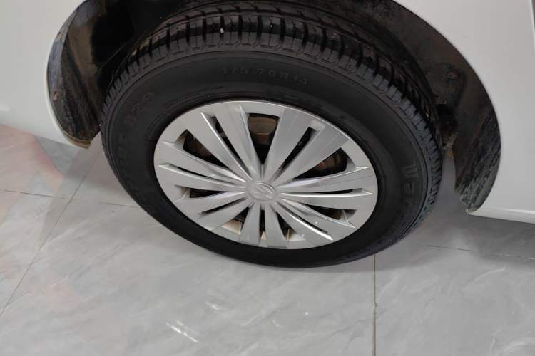 Used Volkswagen Santana 2018 1.5L Automatic Fashion Edition Right Rear Wheel Hub