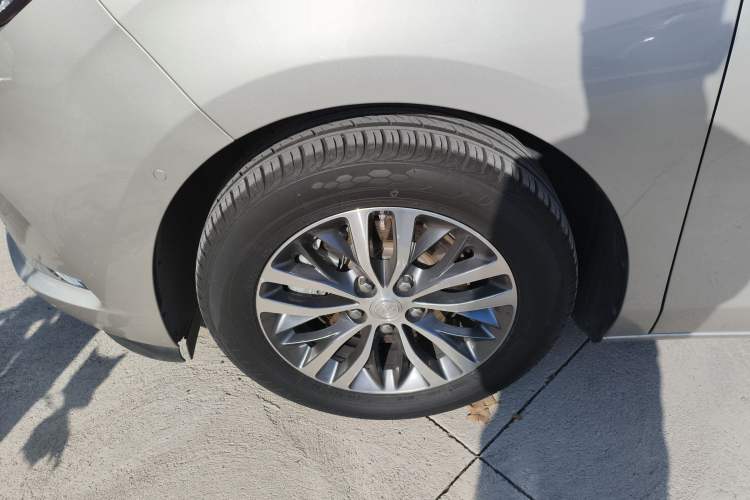 Used Buick GL8 2021 ES Land Cruiser 653T Luxury Edition