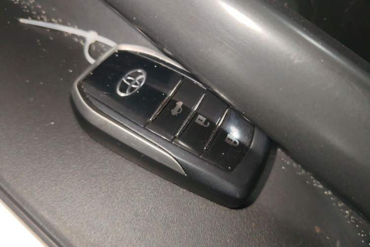 Used Toyota Wildlander 2024 2.0L CVT Two-Wheel Drive Leading Edition