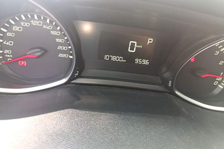 Used Peugeot 308S 2015 1.2T Automatic Jingchi Edition
