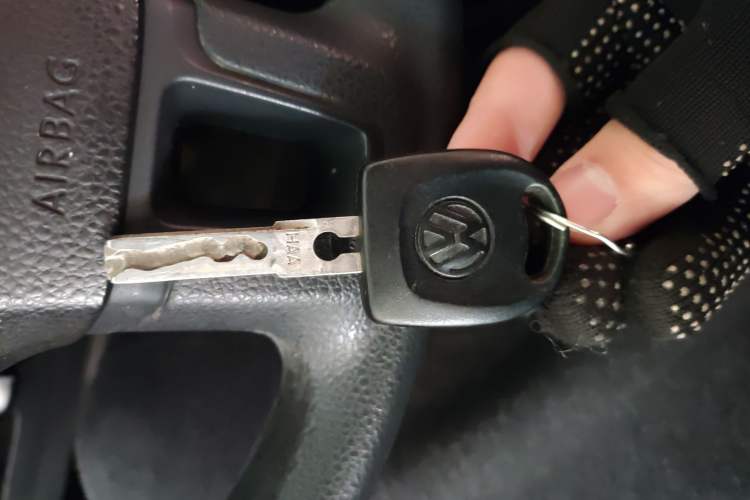 Used Volkswagen Jetta 2013 1.6L Manual Fashion Edition Vehicle Key