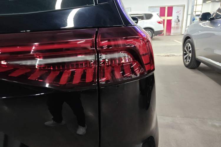 Used Chery Tiggo 8 PRO 2024 Champion Edition 390T Four-Wheel Drive Peak Version 5 Seats
