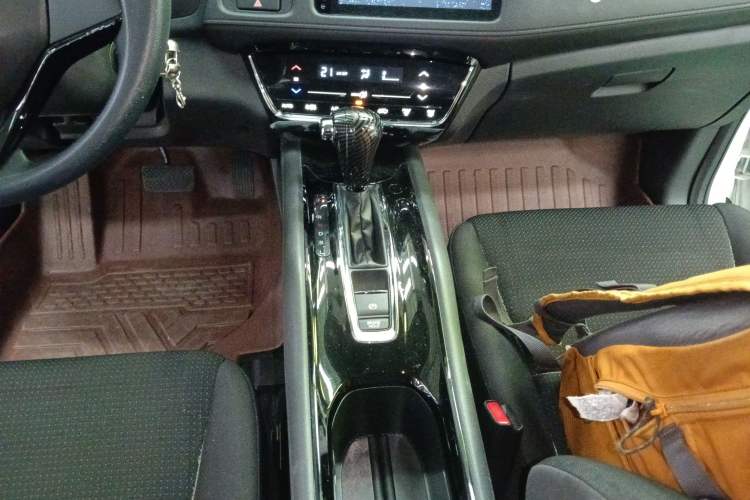 Used Honda Vezel 2020 220 TURBO CVT Elite Edition