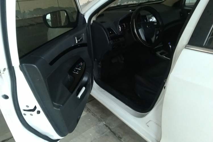 Used BYD e5 2018 Travel Edition Driver Seat