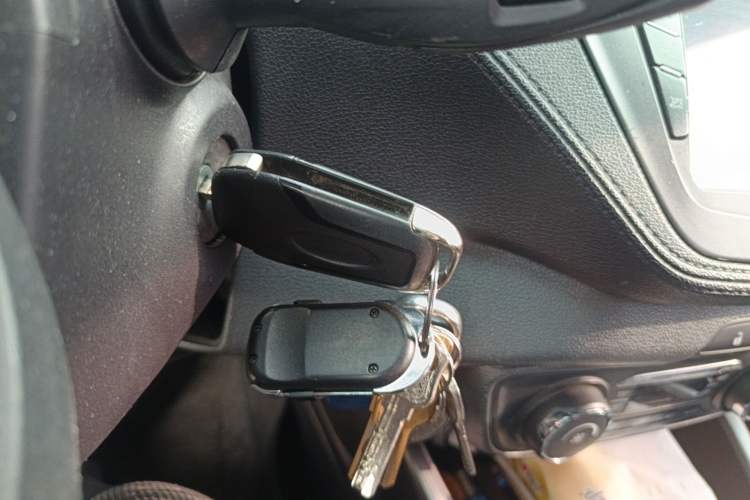 Used Ford Escort 2015 1.5L Automatic Fashion Model Vehicle Key