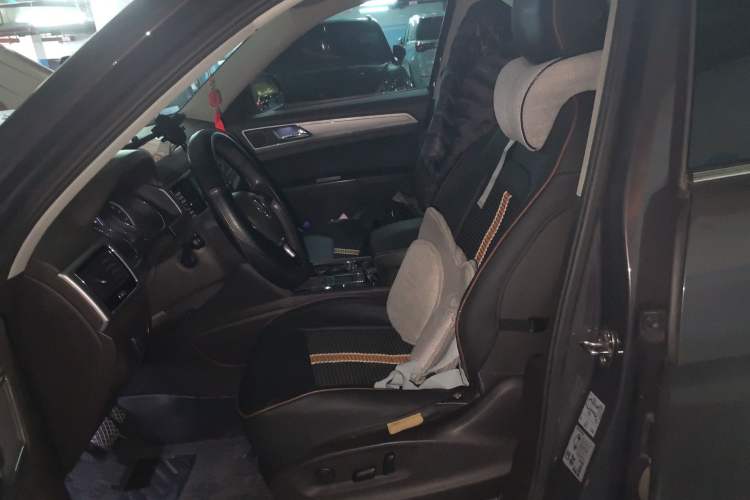 Used Volkswagen Teramont 2017 330TSI Two-Wheel-Drive Luxury Edition
