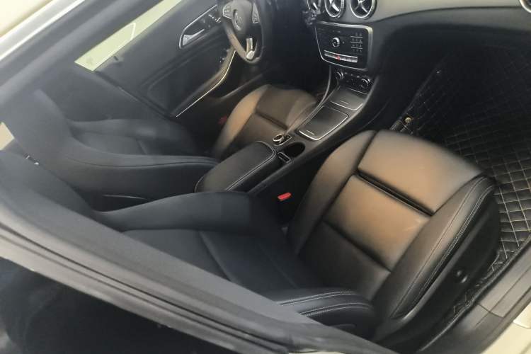 Used Mercedes-Benz CLA 2017 Facelifted CLA 200 Stylish Edition
