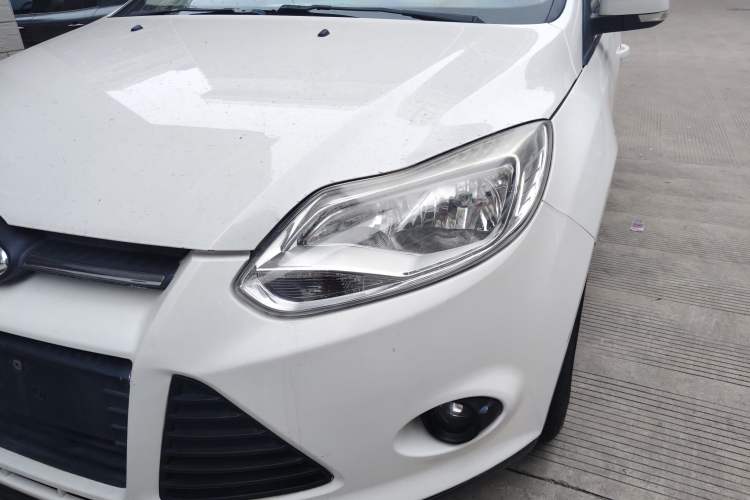 Used Ford Focus 2012 Hatchback 1.6L Automatic Comfort Model Left Front Headlight