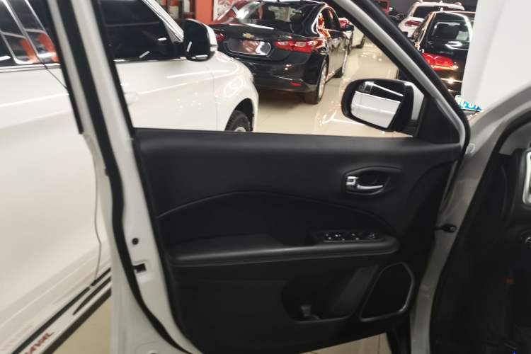 Used Jeep Compass 2017 200T Automatic Family Edition