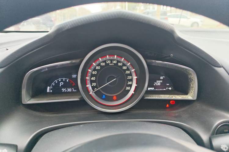 Used Mazda Mazda 3 Axela 2016 Sedan 1.5L Automatic Comfort Model
