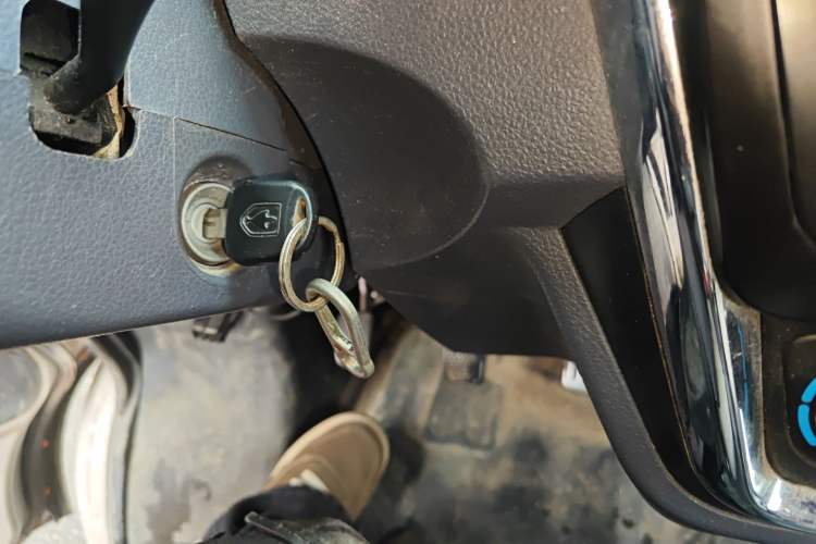 Used Jinbei Hiace X30 2018 1.3L Standard Edition DLCG12