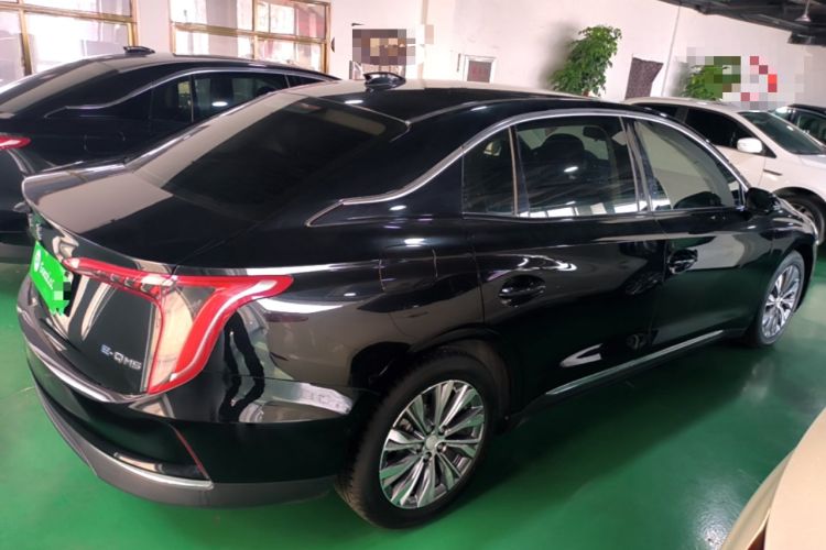 Used Hongqi E-QM5 2022 431 km Charge & Enjoy Edition
