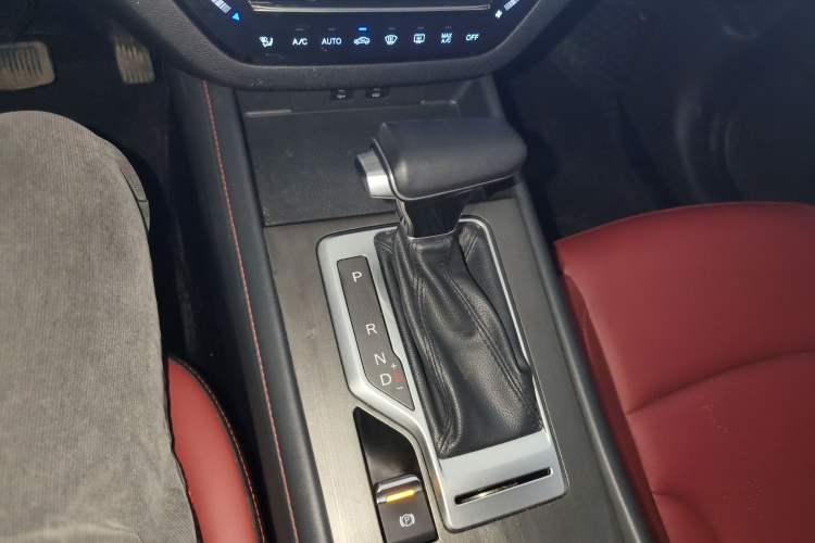 Used CHANGAN CS35PLUS 2020 1.4T DCT Yue Lian Blue Whale Edition