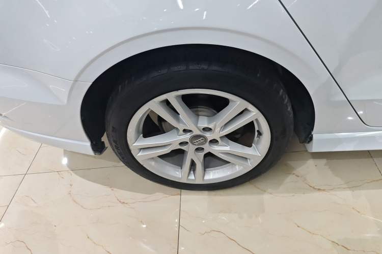 Used Audi A3 2019 Limousine 35 TFSI Fashion Edition China V standard
