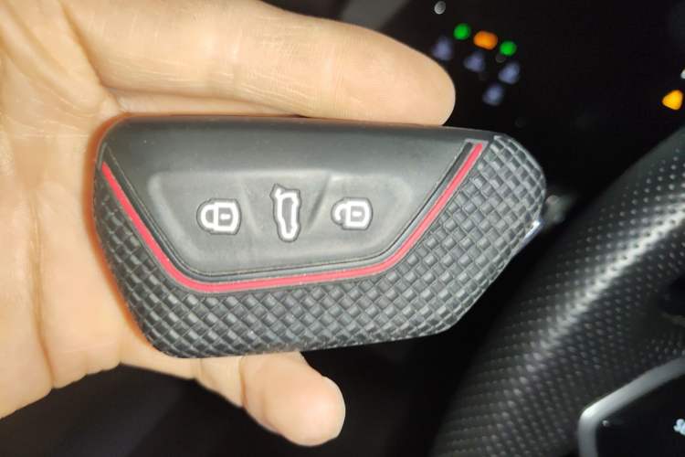 Used Volkswagen Golf 2021 280TSI DSG R-Line Vehicle Key