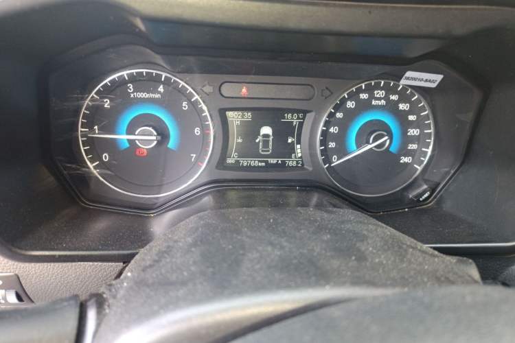 Used Dongfeng Fengon 580 2016 1.5T Manual Luxury Edition