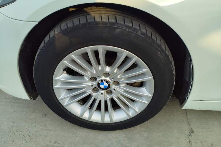 Used BMW 5 Series 2014 525Li Leading Model Left Front Wheel Hub