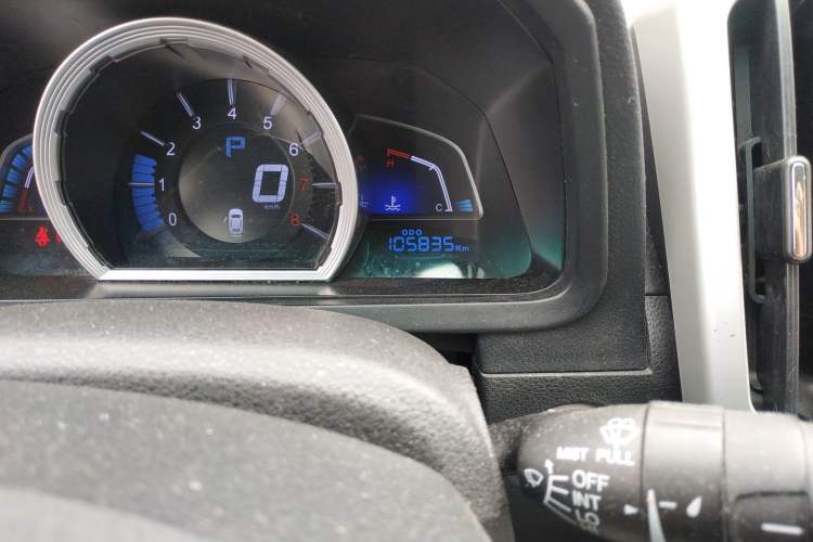 Used Luxgen U6 SUV 2014 1.8T ZhiZun Model
