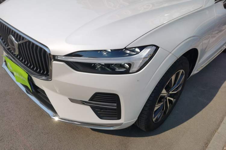 Used Volvo XC60 2023 B5 4x4 Smart Luxury Edition