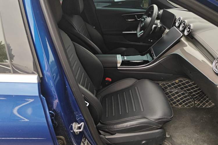 Used Mercedes-Benz C-Class New Energy 2023 C 350 eL Right Front Seat