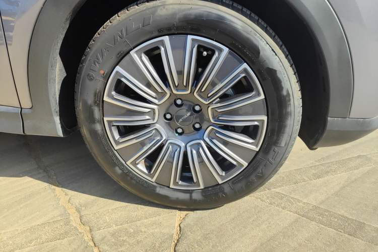 Used JETOUR X70 PLUS 2025 1.5T Luxury Edition 7-Seater