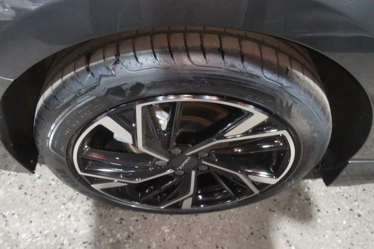 Used Lynk & Co 03 2023 1.5TD DCT JingPro
