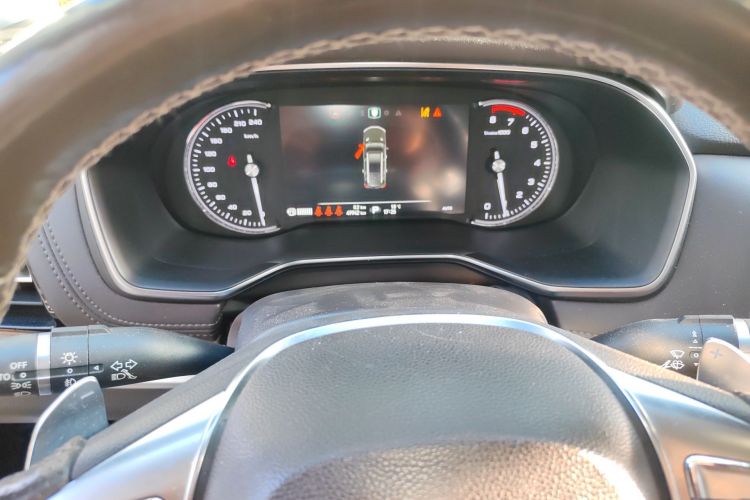 Used Roewe RX8 2018 30T Smart Connectivity All-Wheel Drive Supreme Edition
