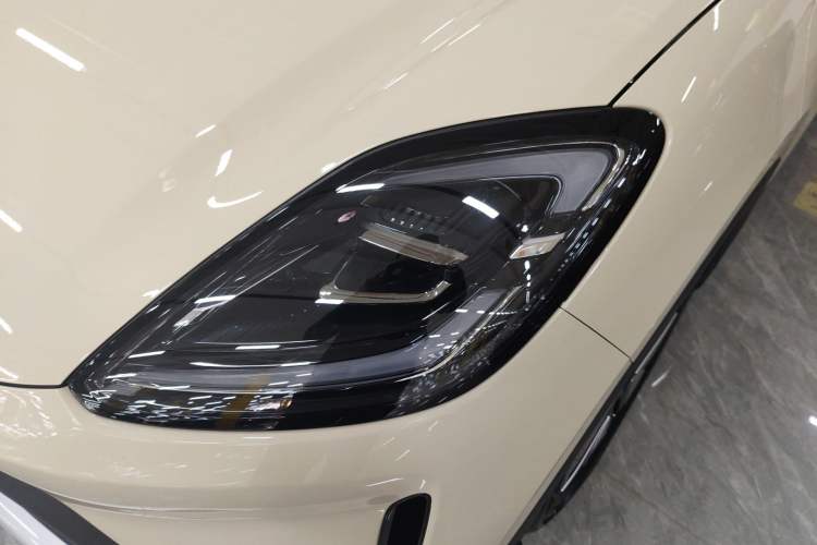 Used Wuling Bingo S 2025 Model 325km Deluxe Edition
