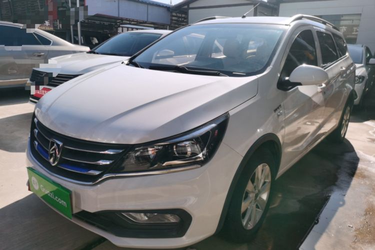 Used Baojun 310W 2017 1.5L Manual Comfort Version China VI Emission Standard