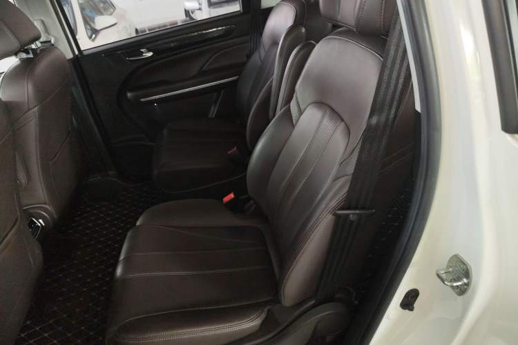 Used GAC Trumpchi M6 2019 270T Automatic Luxury Edition (6-seater) - China V Standard Left Rear Seat