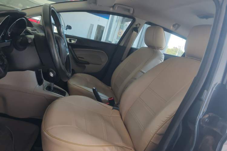 Used Ford Fiesta 2013 Sedan 1.5L Automatic Fashion Edition
