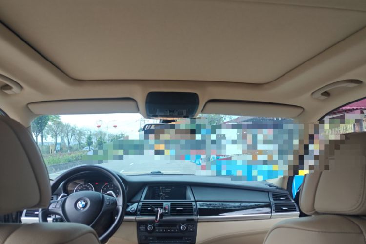 Used BMW X5 2013 xDrive40i
