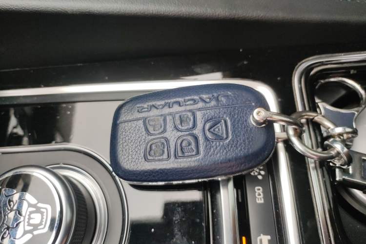 Used Jaguar F-PACE 2020 2.0T Urban Deluxe Edition Vehicle Key