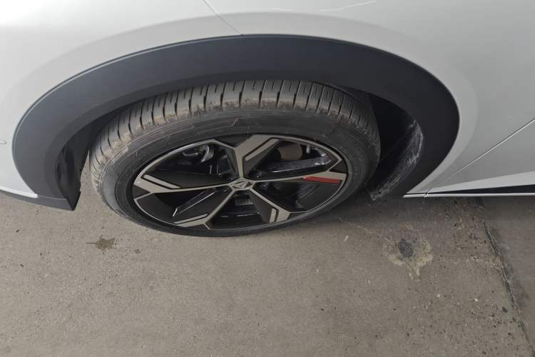 Used Deepal S07 2026 230Ultra with Huawei Qiankun ADS SE Edition Exterior 4