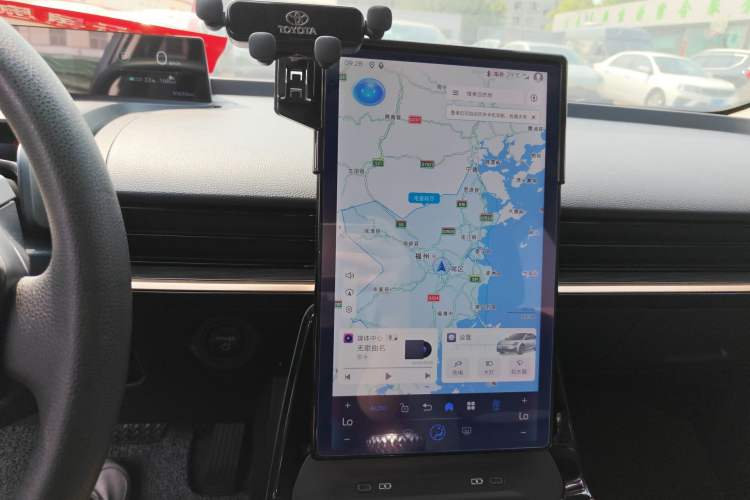 Used Toyota bZ3 2023 517 km Elite PRO Audio And AC Panel