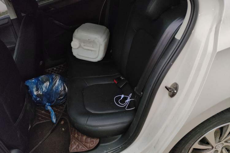 Used Volkswagen Santana 2013 1.6L Automatic Fashion Edition
