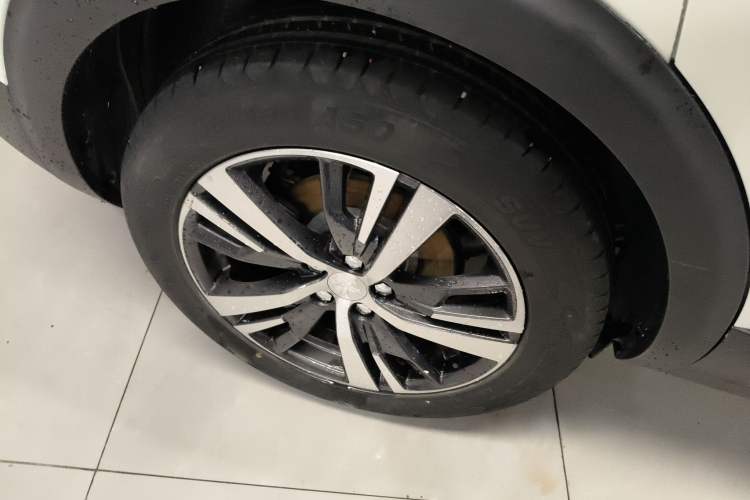 Used Peugeot 5008 2017 350THP 5-Seat Elite Edition
