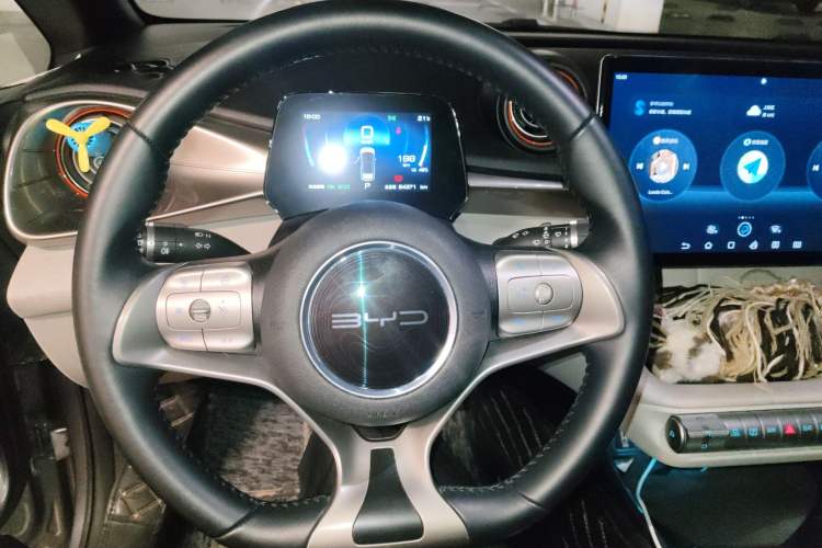 Used BYD Dolphin 2021 405 km Free Version