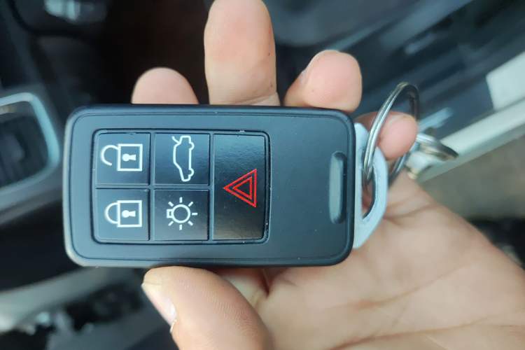 Used Volvo S60 2016 S60L T3 Smart Drive Edition Vehicle Key