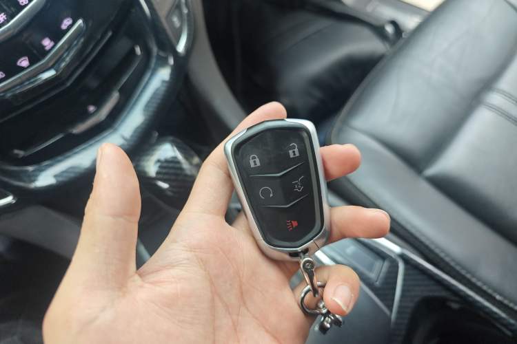 Used Cadillac SRX 2015 3.0L Elite Model Vehicle Key