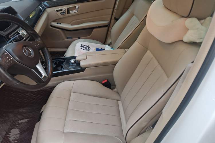 Used Mercedes-Benz E-Class 2015 E 260 L Sport & Fashion Model