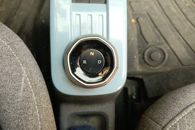 Used Geely Galaxy Panda 2023 Panda Mini 200km Endurance Bear
