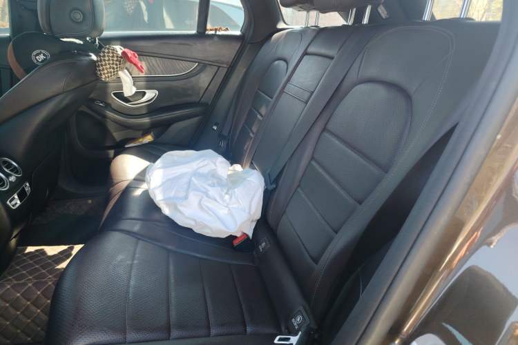 Used Mercedes-Benz GLC 2017 GLC 300 4MATIC Sport Edition Left Rear Seat