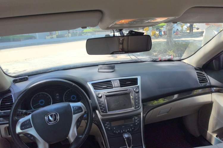 Used CHANGAN Raeton 2013 1.8T Automatic Prestige Model China IV Standard