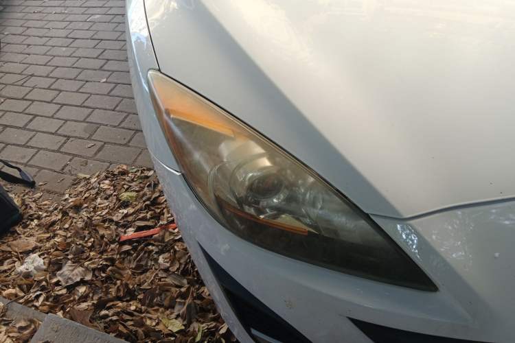 Used Mazda 3 2013 Sedan 1.6L Automatic Elite Model Right Front Headlight