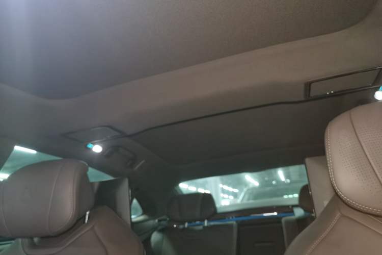 Used Denza Z9 2024 1100 km All-Wheel-Drive Ultra Version
