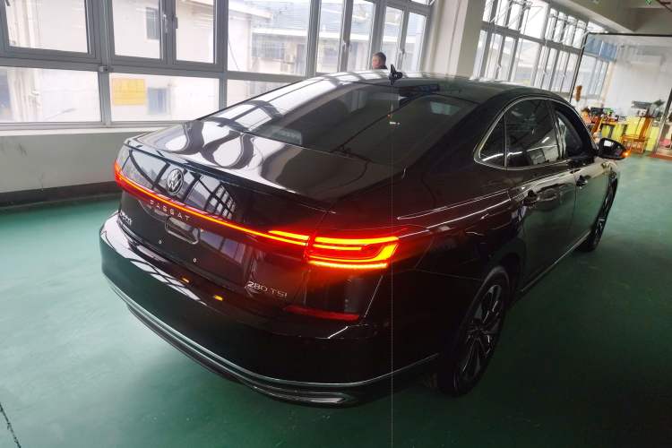 Used Volkswagen Passat 2024 280TSI Elite Edition Rear Right 45 Deg